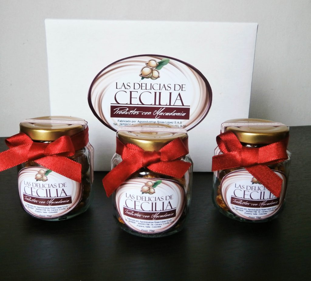 Presentacion en vidrio macadamia caramelizada Las Delicias de Cecilia